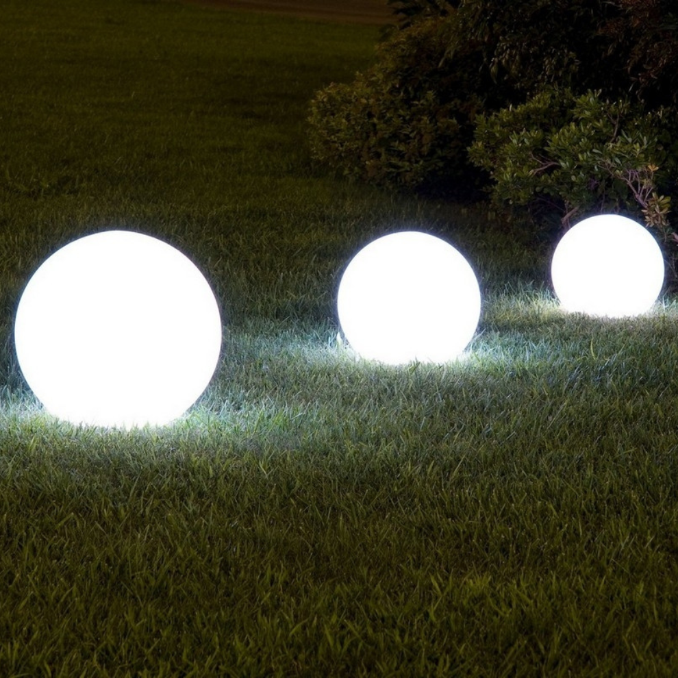 CANDEEIRO DE JARDIM PISICINA DE BOLAS C/LÂMPADA LED DE 16 CORES - D40